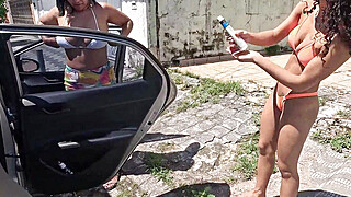 Aventuras do Casal Mattos - We went to the beach with Ninfetinha and got into... Big Boobs Porn Video