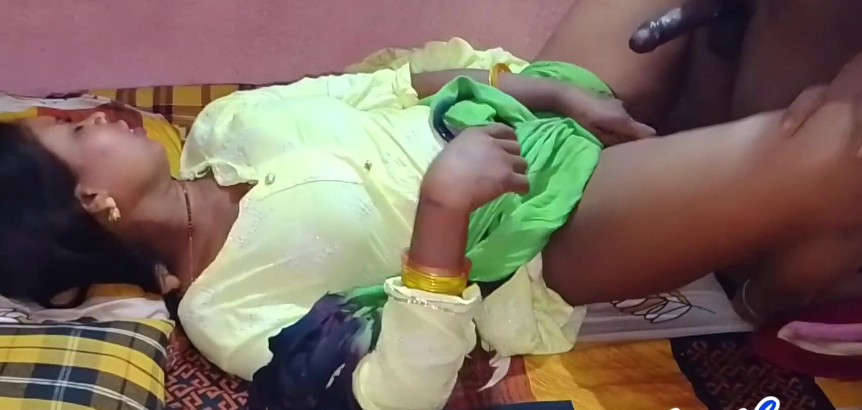 Desi Ghamndi Wife Ko Maine Bohat Raat ko Choda - XXX Video - inXXX.com