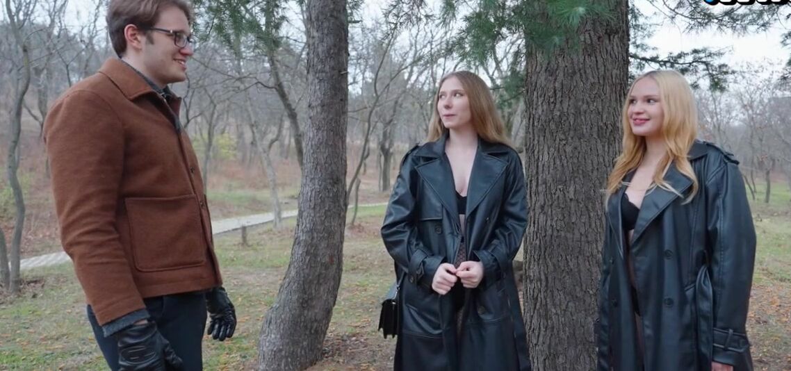 Two exhibitionist girls showed off their hot bodies and seduced a passing stranger