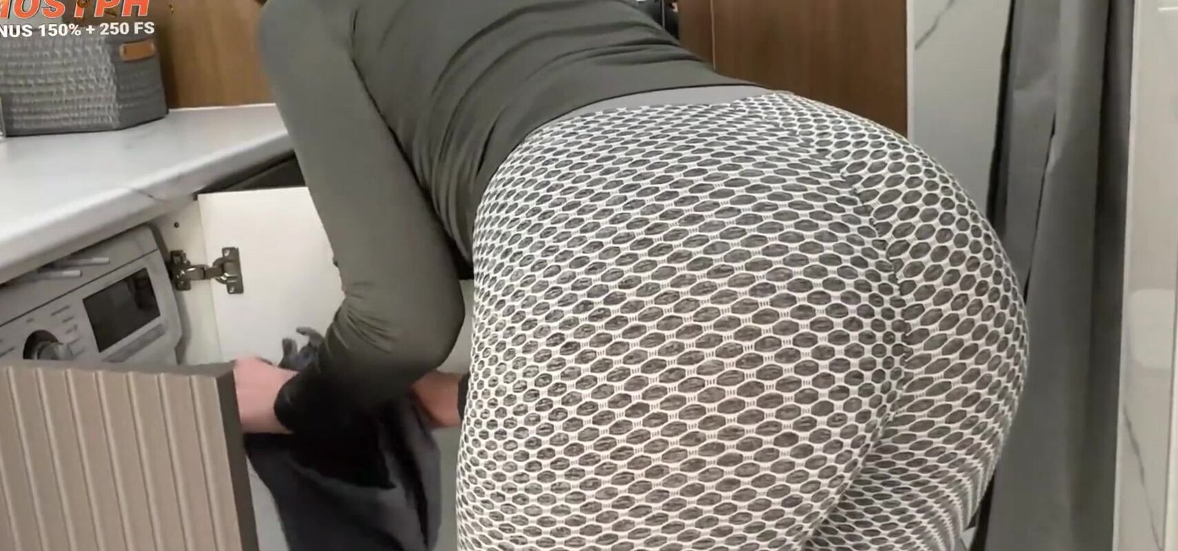 &#34;hey, Help Your Stepmom!&#34; - Hot Milf Housewife in Tight Leggings with Big Ass...